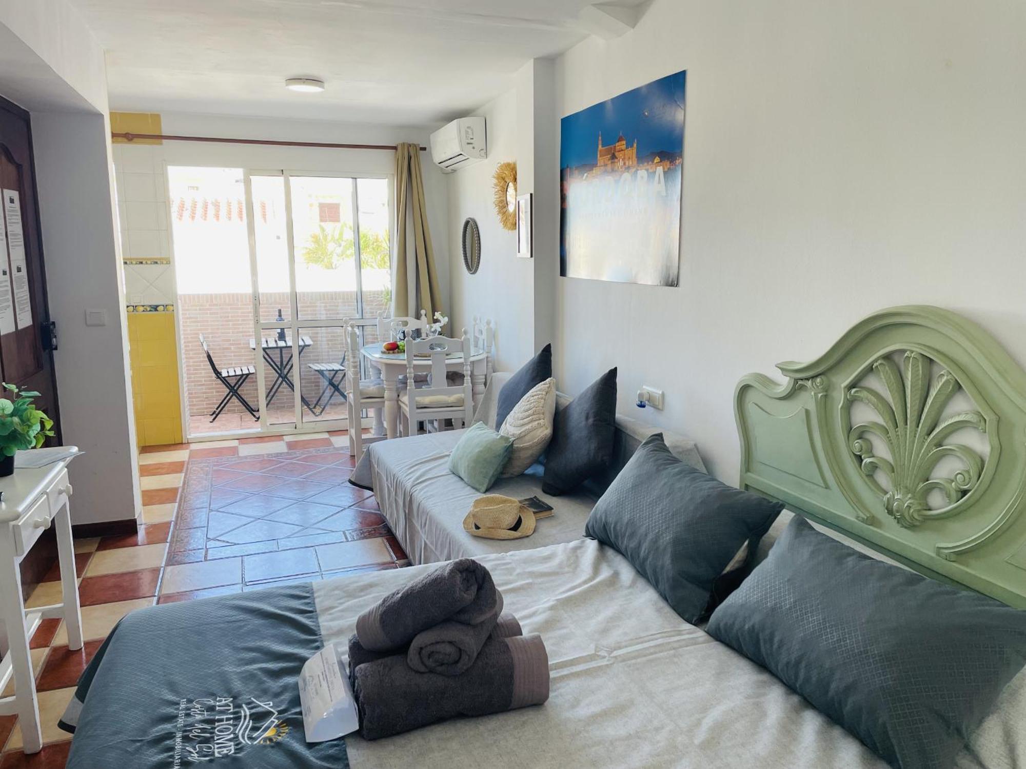 Estudio Jimena Cordoba En El Centro De Nerja Εξωτερικό φωτογραφία